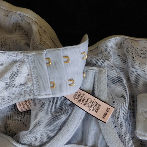 Lace Bra - Picture 5 of 8